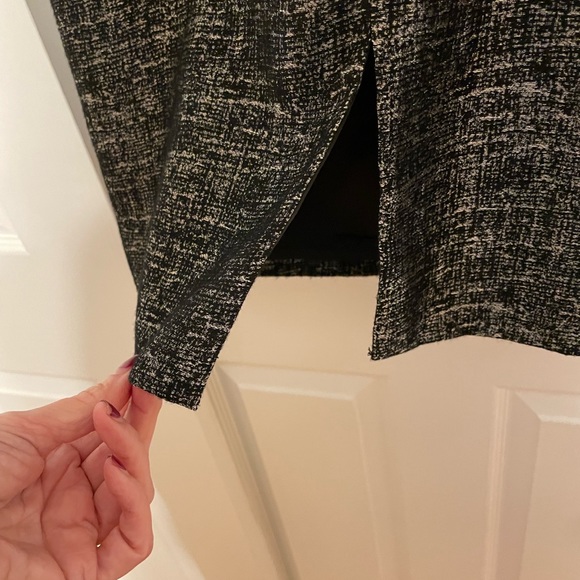 Adrianna Papell Black & Gold Brocade Dress - Size 4 - Picture 8 of 11